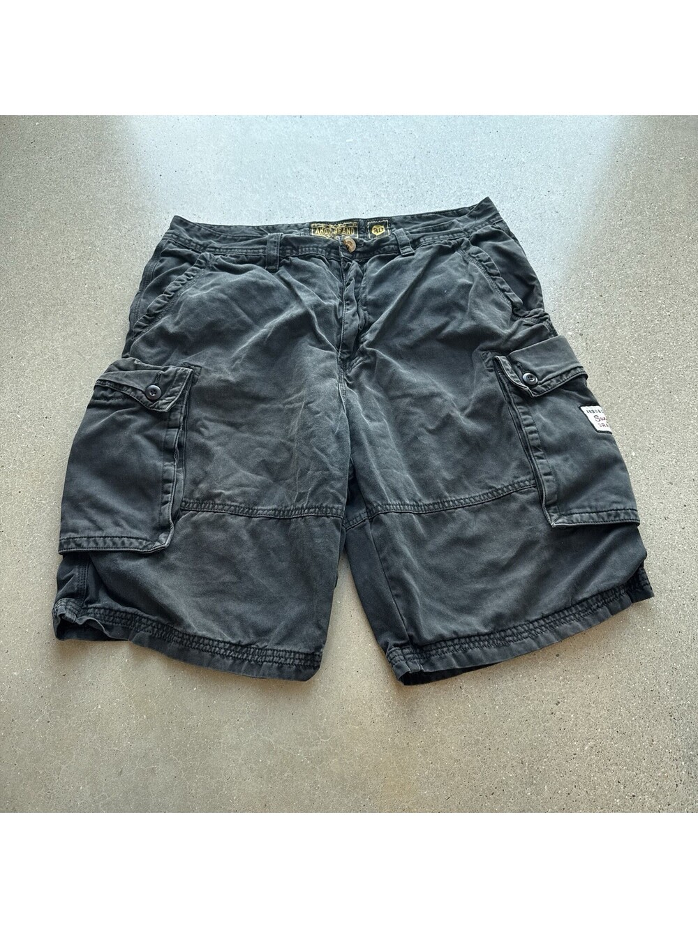 Akoo Black Multi-Pocket Cargo Shorts - Men's 38 Faded